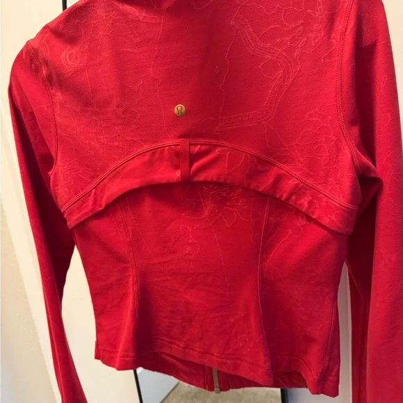 Lululemon Lunar New Year Define Cropped Jacket Nulu Emboss Red - Picture 6 of 7